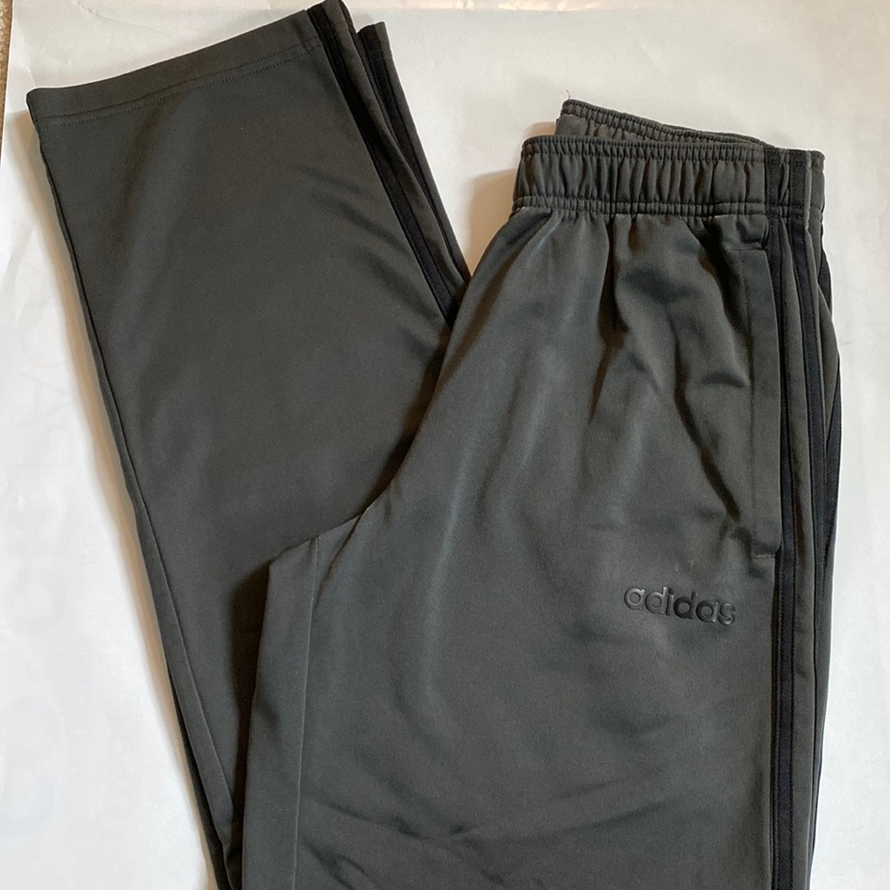 ADIDAS Primegreen Gray/Black 3 Stripes SweatPants - Men Size S
